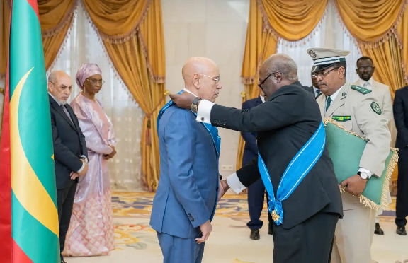 Nouakchott : Remise de l’Ordre de la Pléiade au Président Mohamed Ould Cheikh El Ghazouani.