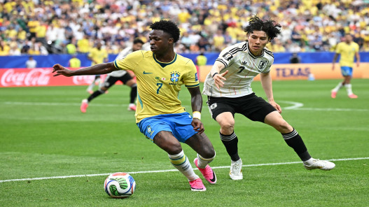 البرازيل تنتزع فوزاً قاتلاً من اليابان وتتأهل للدور الـ16 في المونديال