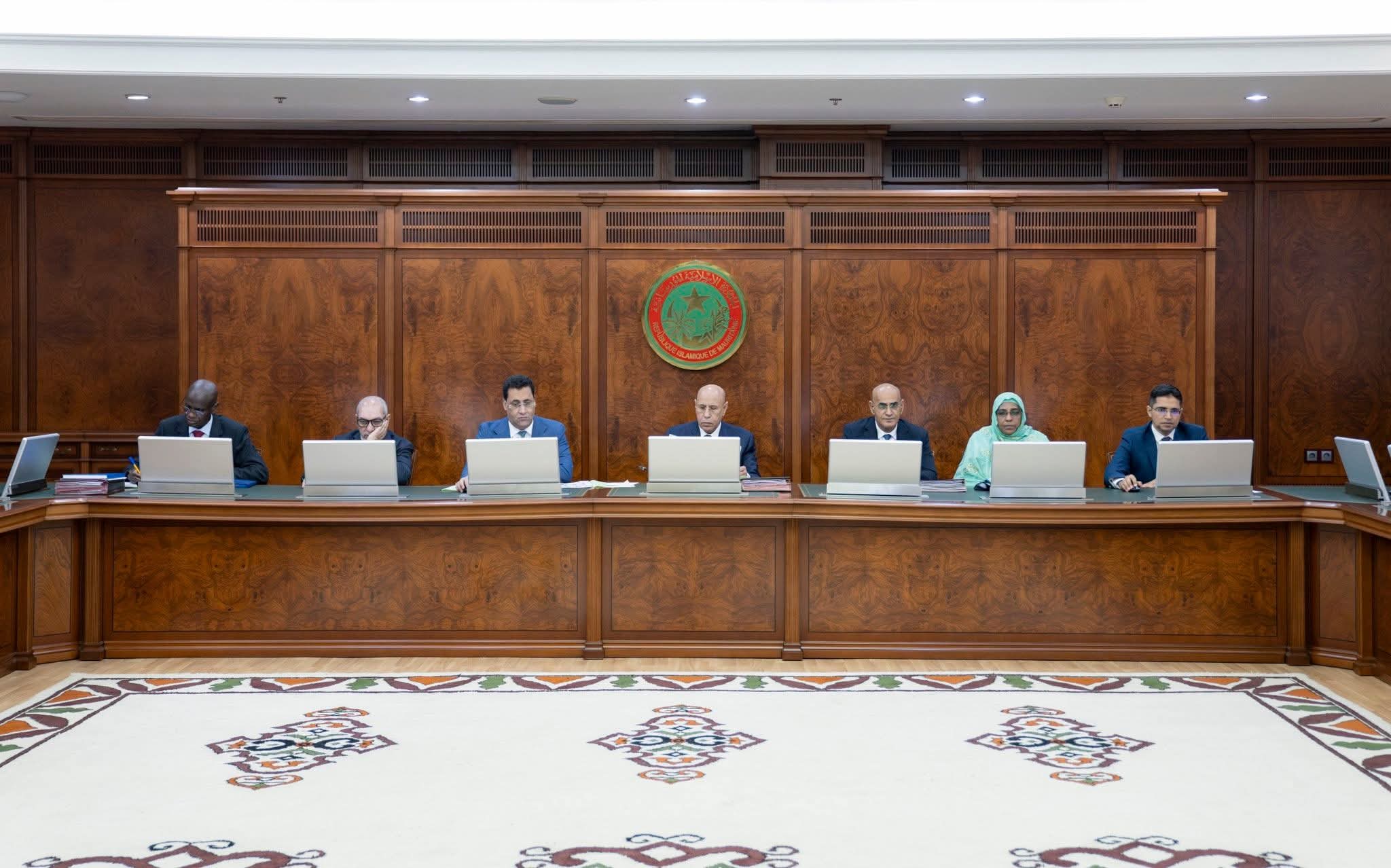 مجلس الوزراء ينهي اجتماعه الأسبوعي بالقصر الرئاسي