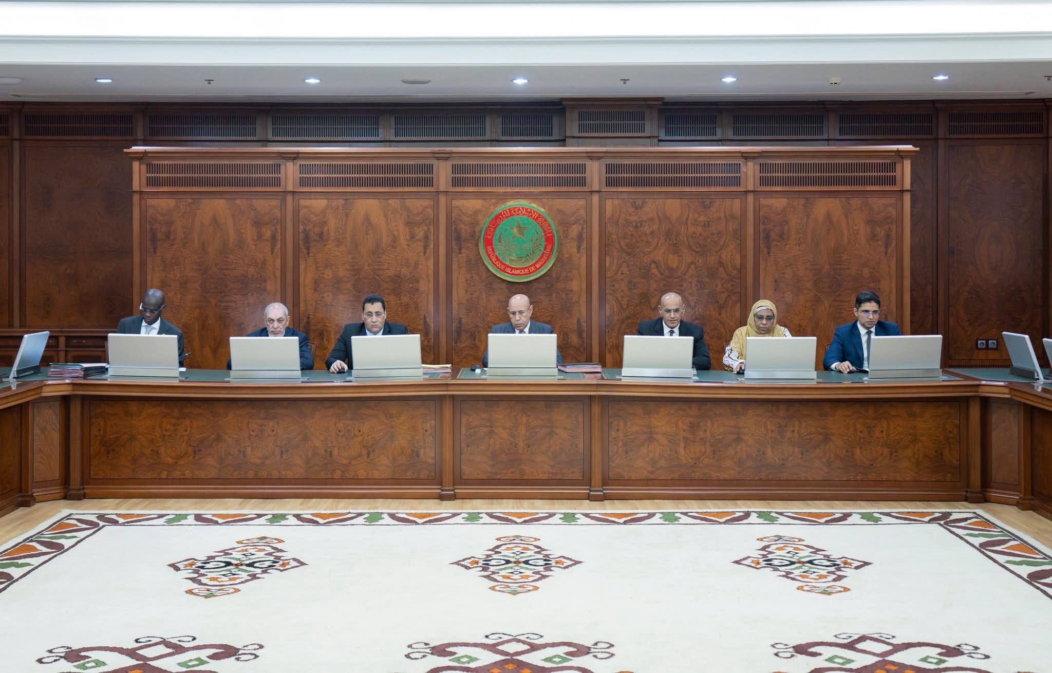 الوزاري يصادق على تعيينات جديدة في قطاعات العدل والوظيفة العمومية والثقافة والشؤون الاجتماعية