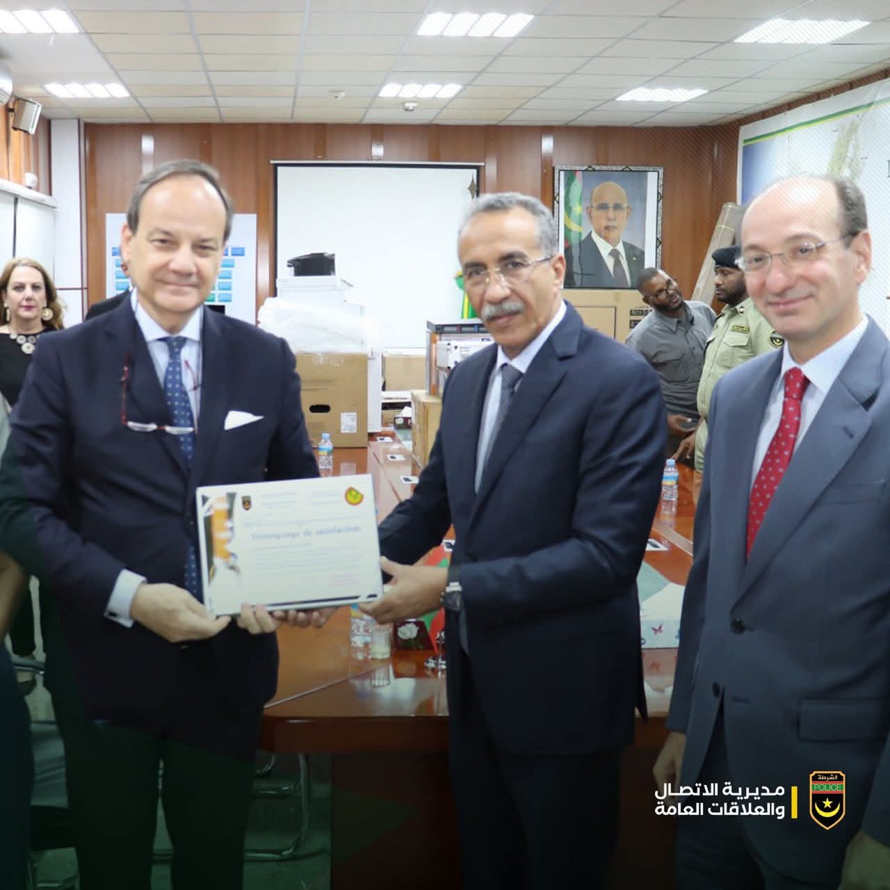 الإدارة العامة للأمن الوطني تتسلم تجهيزات لوجستية وأجهزة إلكترونية بدعم من التعاون الإسباني