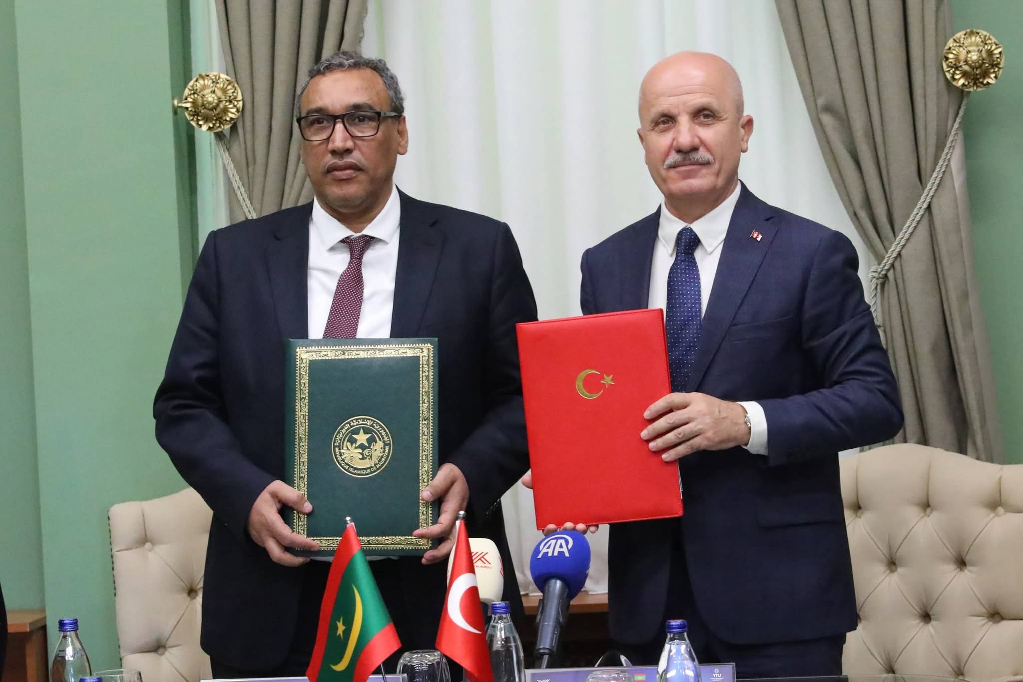 إسطنبول: وزير التعليم العالي يوقع مذكرة تفاهم مع المجلس الأعلى للتعليم التركي