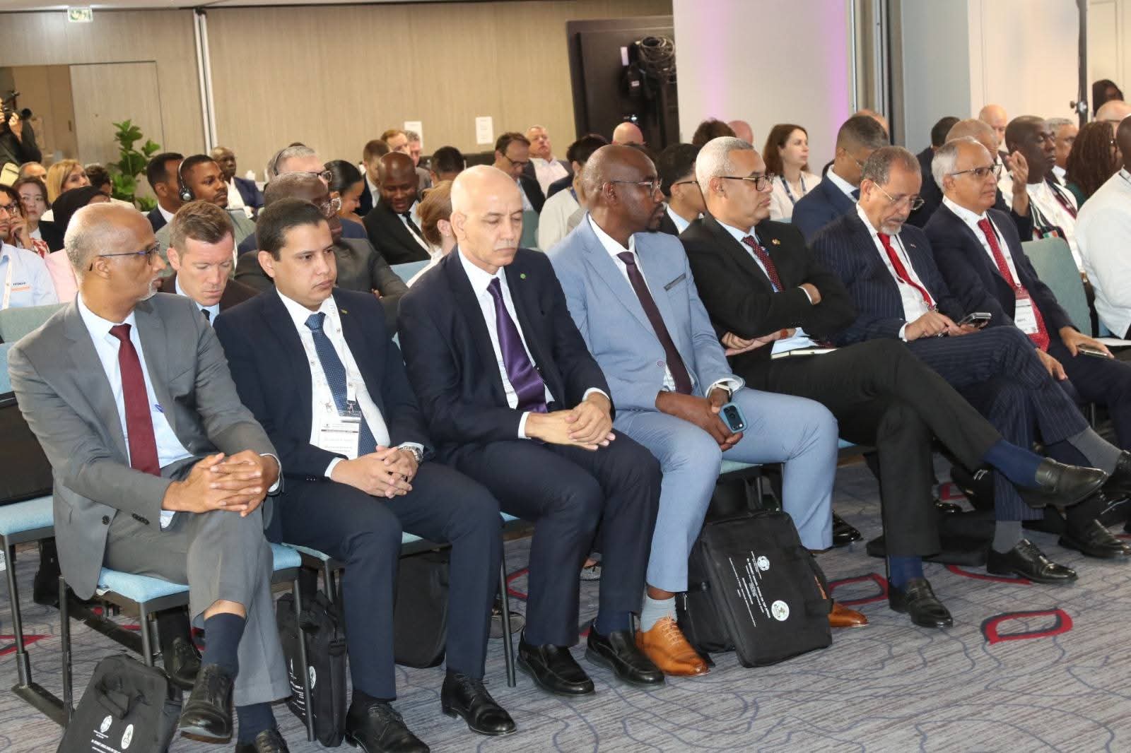 باريس: وزير المعادن يستعرض فرص الاستثمار الموريتانية في قمة تعدين إفريقيا 2026