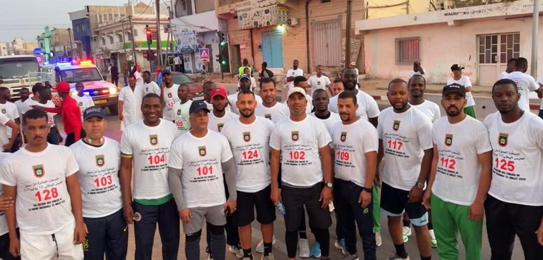 الجمارك الوطنية تشارك بفاعلية في النسخة العاشرة من سباق الحرس الوطني