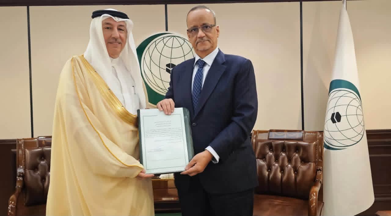 الأمين العام لمنظمة التعاون الإسلامي يستقبل المندوب الدائم الجديد للسعودية ويَتسلّم أوراق اعتماده